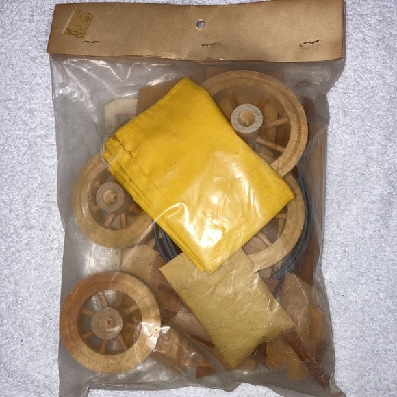 RARE SEALED Vintage Ralston Purina Co Covered Wagon Kit No 200 Unassembled Model - Picture 2 of 6